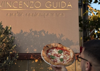 Eredità contemporanea a Trecase: Vincenzo Guida riapre la storica pizzeria di famiglia