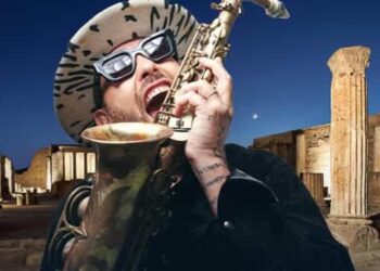 A Pompei il concerto di Jimmy Sax: show all’Anfiteatro degli Scavi con le hit mondiali del musicista