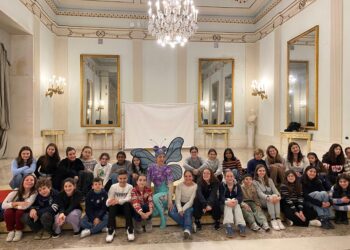 Insetti in festa! Il Carnevale invade il Teatro di San Carlo di Napoli