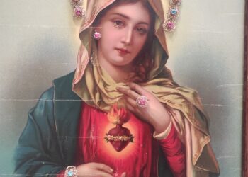 Arte, le Madonne di Rosita Caiazzo