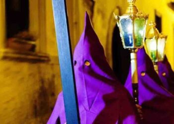 Venerdì Santo a Vico Equense: la tradizionale Processione del Cristo Morto