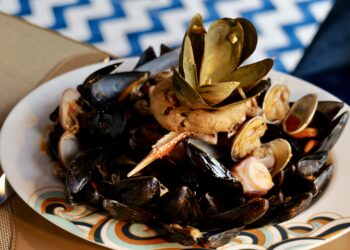 Assunta Pacifico incorona il Giovedì Santo con la zuppa di cozze “A Ferdinando”