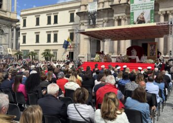 A Pompei è il giorno della Supplica. Il Cardinale Re: ‘Il mondo attende il nuovo Papa’