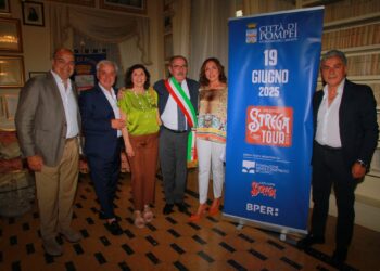 Tour Premio Strega a Pompei, le ‘parole’ in piazza con gli studenti