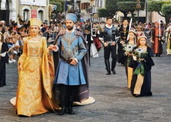 Teggiano, la 30^ edizione di “Alla Tavola della Principessa Costanza”