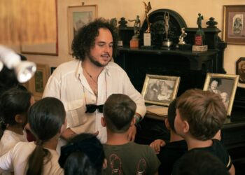 La tradizione incontra il futuro: oltre 50 giovani in visita alla Casa Museo Murolo