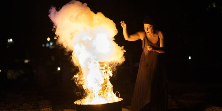 Al Tempio di Nettuno, “MEDEAE…da Euripide in poi”
