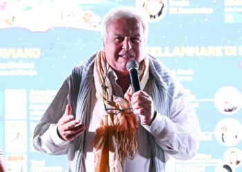 ‘Un libro sotto le stelle’ chiude a Castellammare: sport, memoria e solidarietà