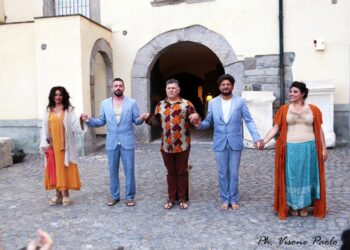 Terramò vol. III di Pako Ioffredo: la scena è il Rione Terra