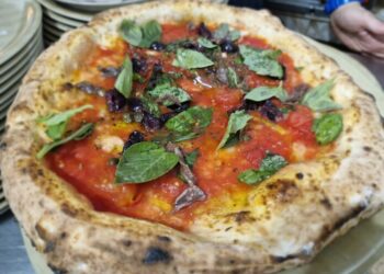 Nasce la pizza Cesarina, novità in casa Genovesi