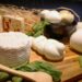 L’antica tradizione dell’affumicatura rivive con la paglia di grano certificata: la mozzarella di bufala riscopre le sue origini