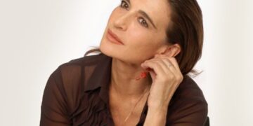 Al Teatro Sannazaro Lina Sastri in ‘Lina e le Altre’