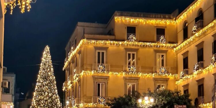 Vico Equense accende la magia: al via ‘L’Incanto del Natale’ 2025