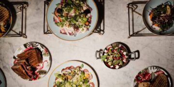 Napoli. Scottojonno inaugura “Storie da Bere: tra Arte, Miti e Sapori”