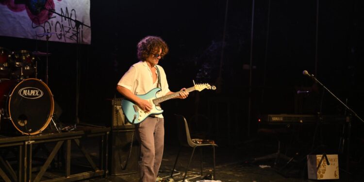 Filippo Greca e la musica come destino: un giovanissimo talento che fa della musica il suo linguaggio