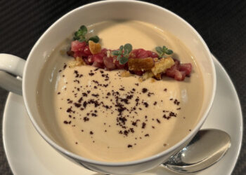 A Sorrento nasce il “Cappuccino di Cavolfiore, Wagyu, Tarallo e Caffè”