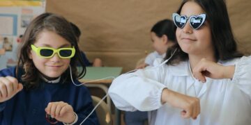 Napoli. Cinema nelle scuole tra mare, musica ed identità