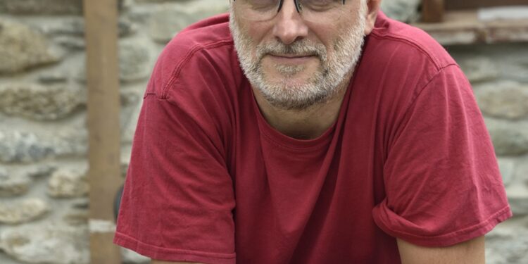 Daniele Gaglianone ritorna ad AstraDoc con “Cumpartia”