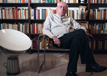 Napoli. ‘Ce steva 3 vvolte’: lo spettacolo da gustare con un calice di vino