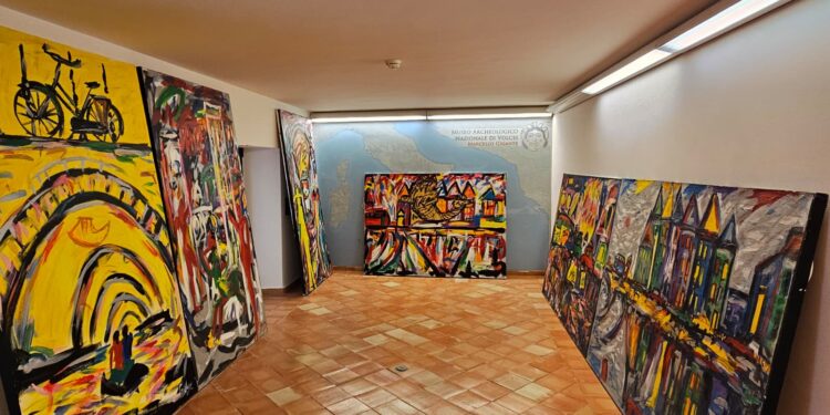 Buccino. Tra storia e contemporaneità: l’antica Volcei torna a vivere con Fernando Mangone