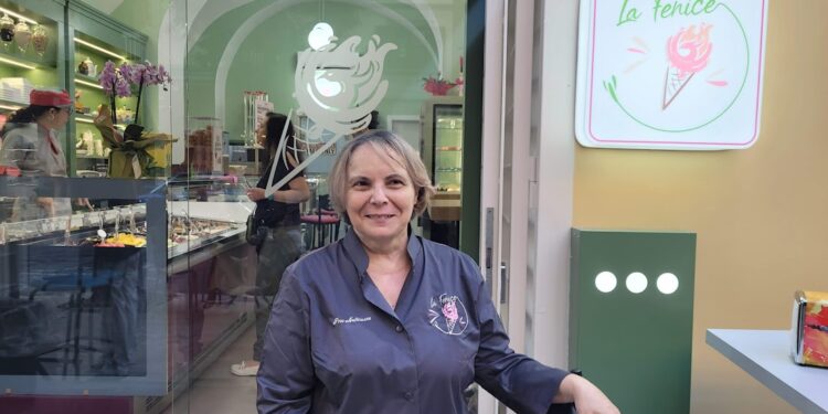 Caserta, alla gelateria La Fenice la primavera è all’insegna dei gelati anni ’80