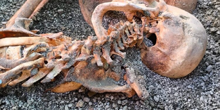 Pompei, nuovi ritrovamenti nella necropoli di Porta Stabia: ricostruzione con l’IA