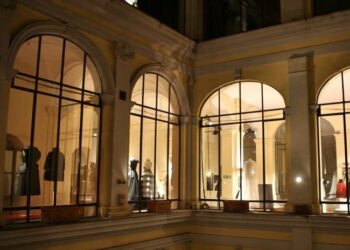 Napoli. Tessere e connettere: l’incontro tra le sete di San Lucio e i nodi Inca