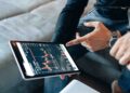 Trading sui mercati nel 2026: petrolio, oro, bitcoin e azioni protagonisti di una volatilità record
