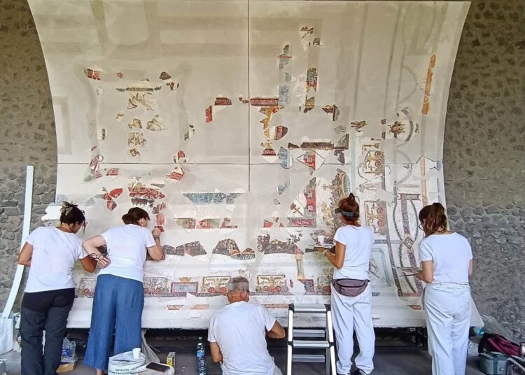 Pompei, restaurato il soffitto ispirato al tema mitologico di Dioniso e Arianna
