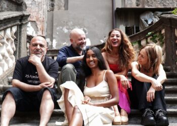 Napoli. OZ – Canto per un regno usurpato