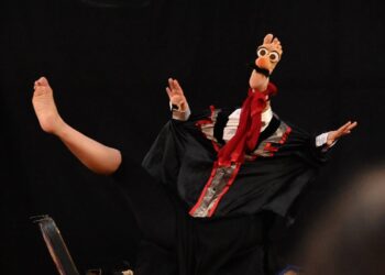 Dalla Cina a Salerno: arriva Veronica Gonzales con ‘C’era due volte un piede’