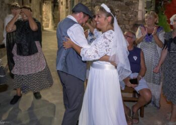 Cosentini di Montecorice. Successo per  ‘A Zita – Scene da un matrimonio di una volta’