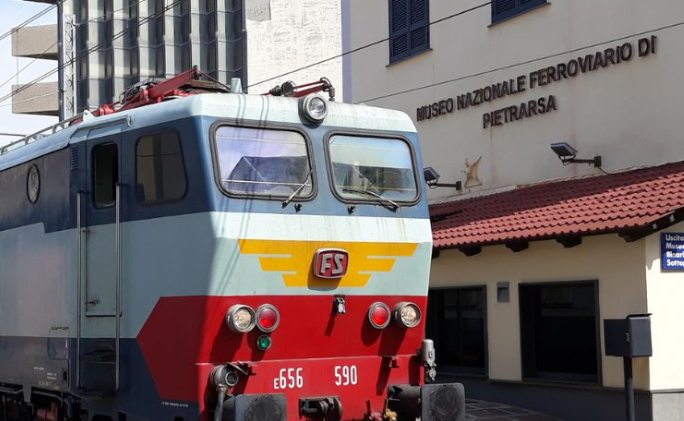 Un viaggio nella storia sui binari dei treni d’epoca
