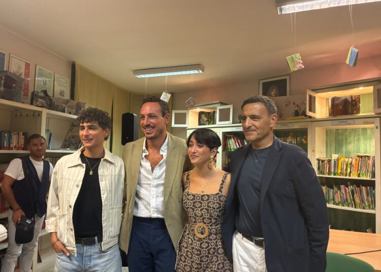 Casa Surace a Scafati, l’ironia che racconta il Sud e la società