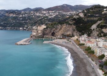 Quando la Campania dà spettacolo: gli eventi di agosto tra costa ed entroterra